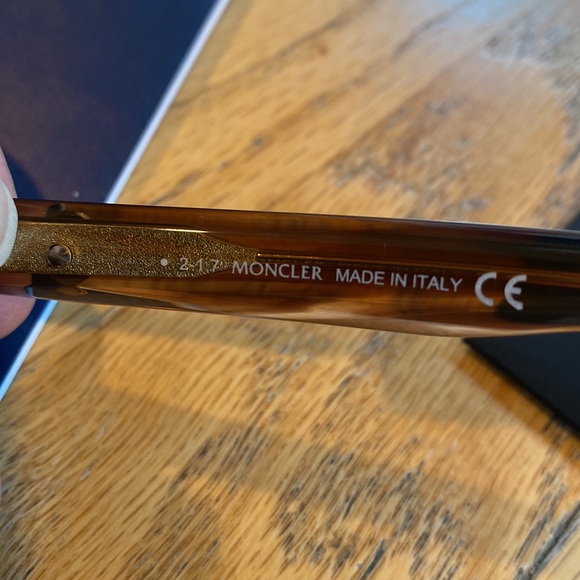 New MONCLER Unisex Sunglasses ITALY-Lght Brown - Picture 6 of 9